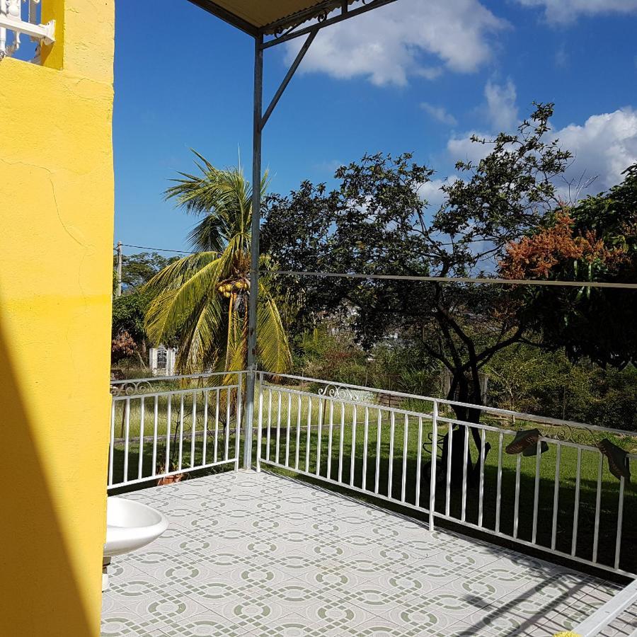 Villa Soleil Dz Baillif Екстериор снимка